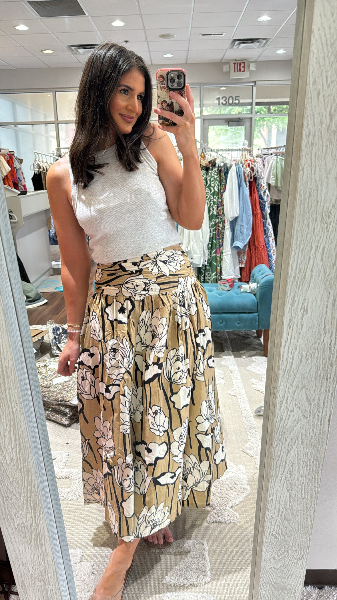 Neutral Buds Skirt Taupe