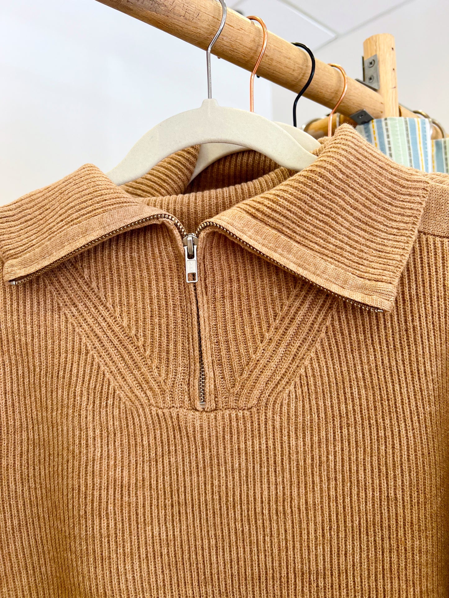 Sparta Turtleneck Camel
