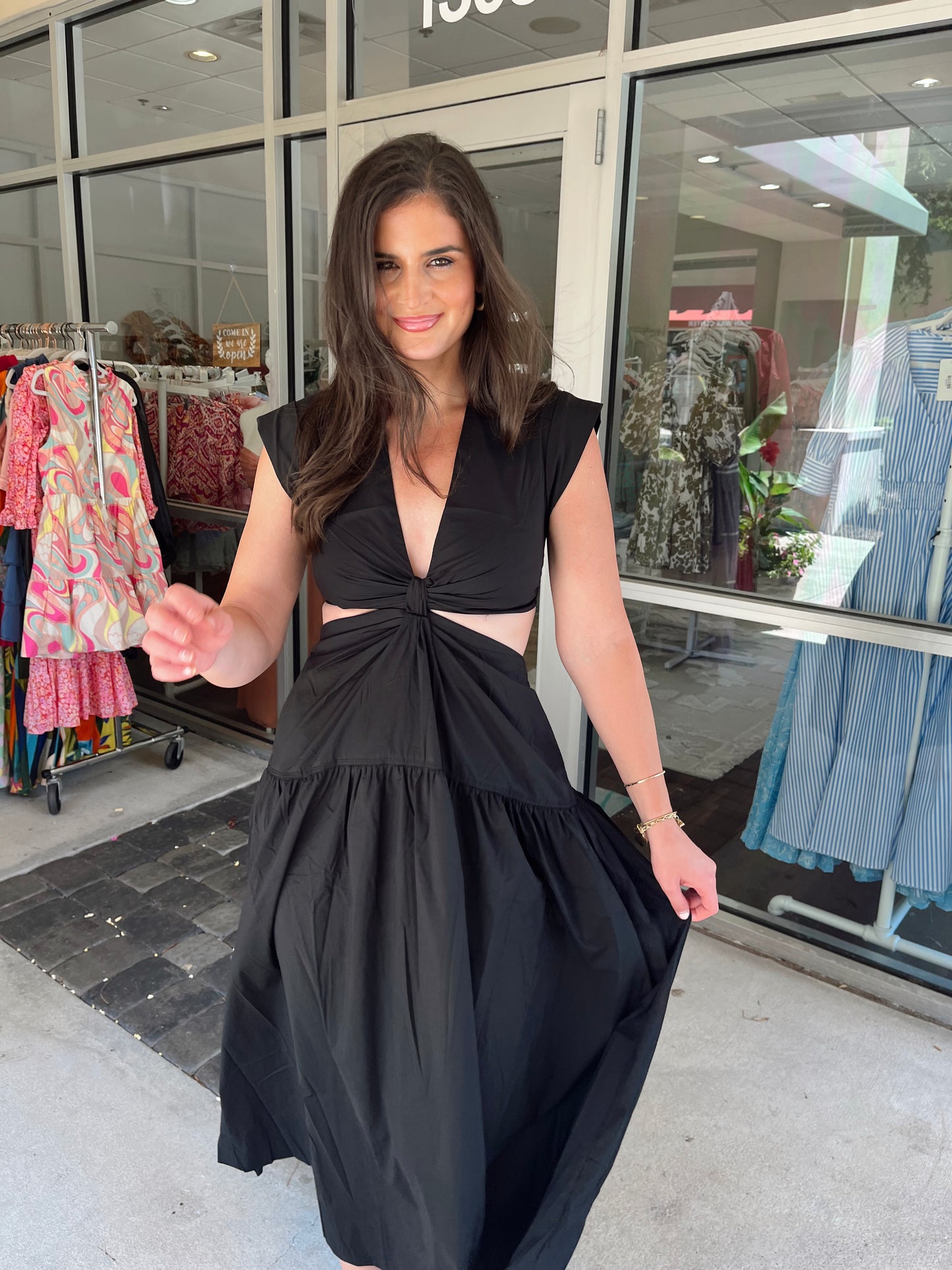 Chasing Sunsets Dress Black (FINAL SALE)