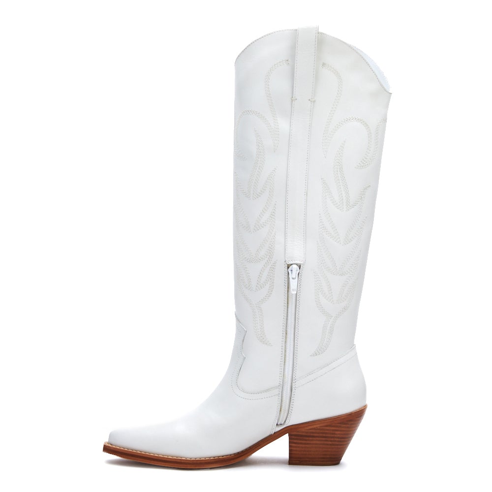 Agency Boot White