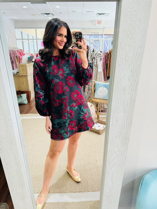 Merry Little Black Dress ENTRO