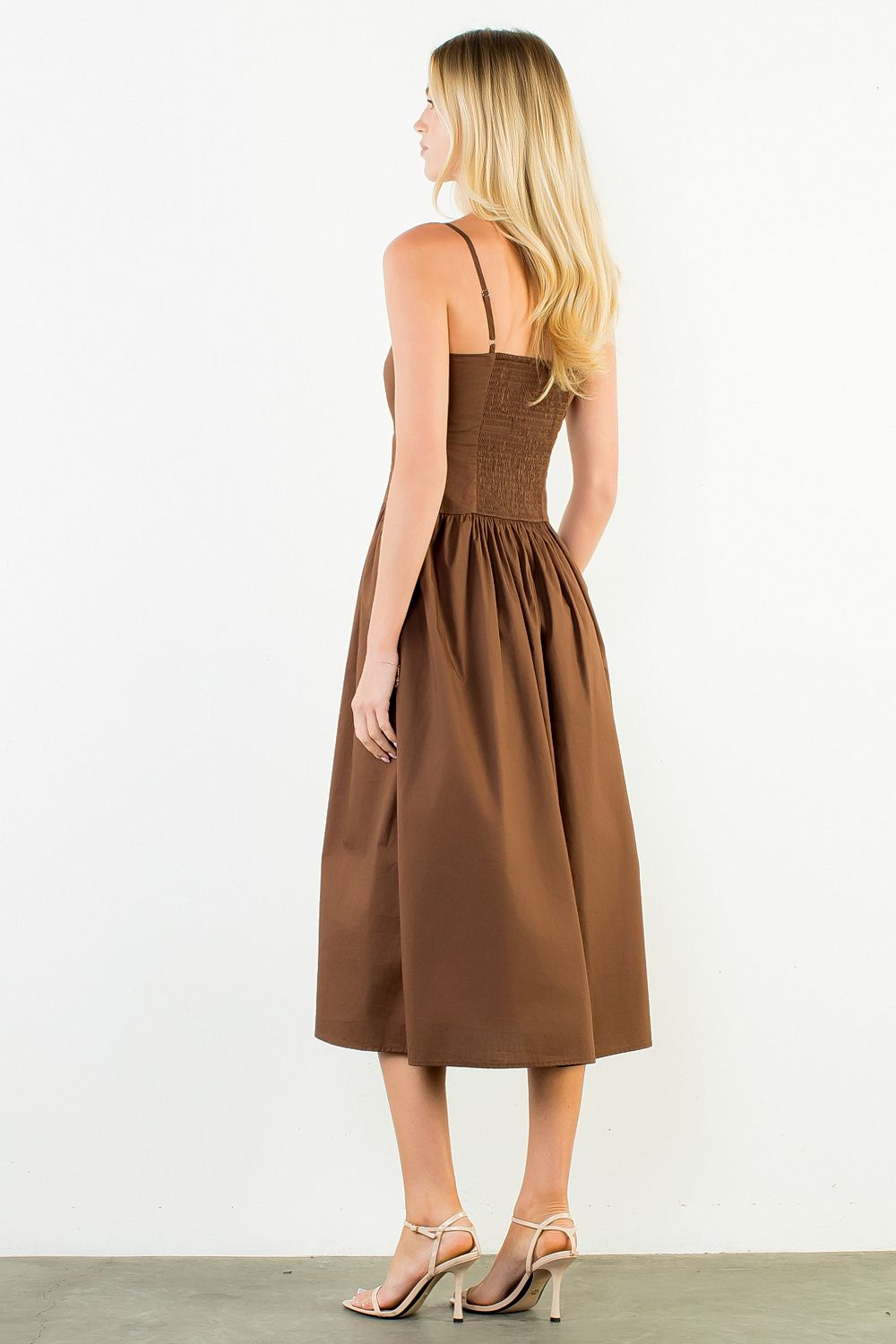 Hillary Dress THML Brown